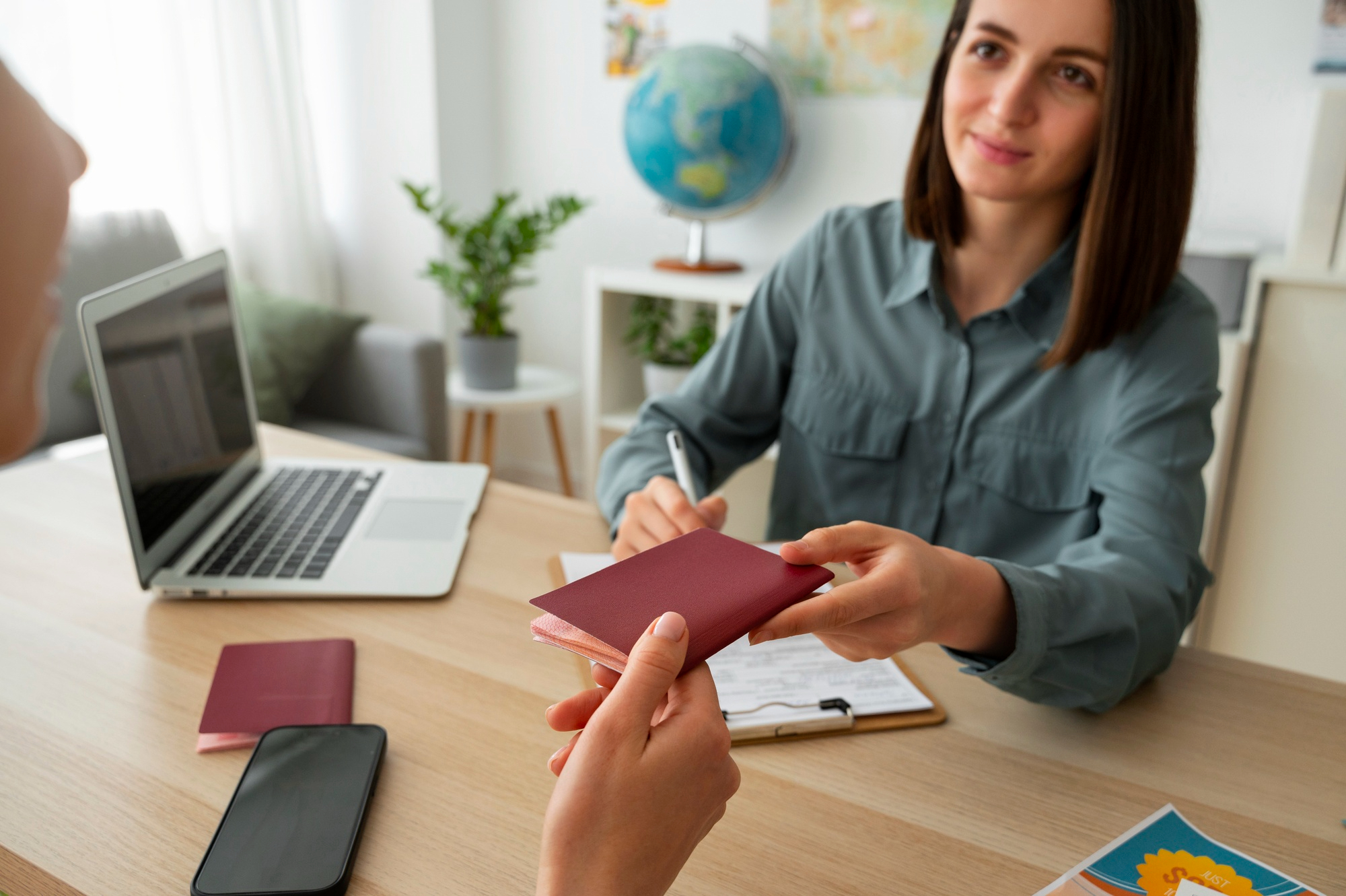 Read more about the article Trabalho sem registro: quais os riscos para o empregador?